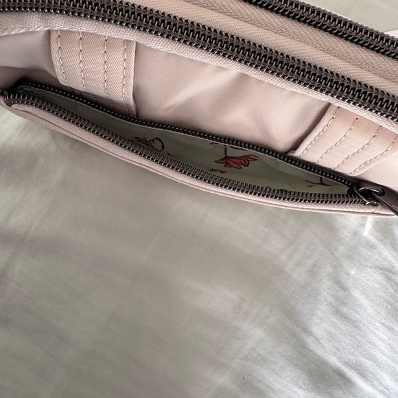 Super Coupe Convertible Crossbody Bag - Picture 7 of 7